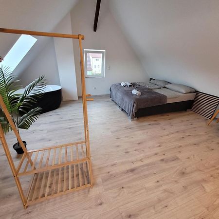 Loft Apartment Am Bahnhof Albstadt Exterior foto
